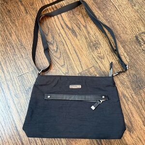 Baggallini All Around Crossbody Bag - Slim Profile, Lightweight